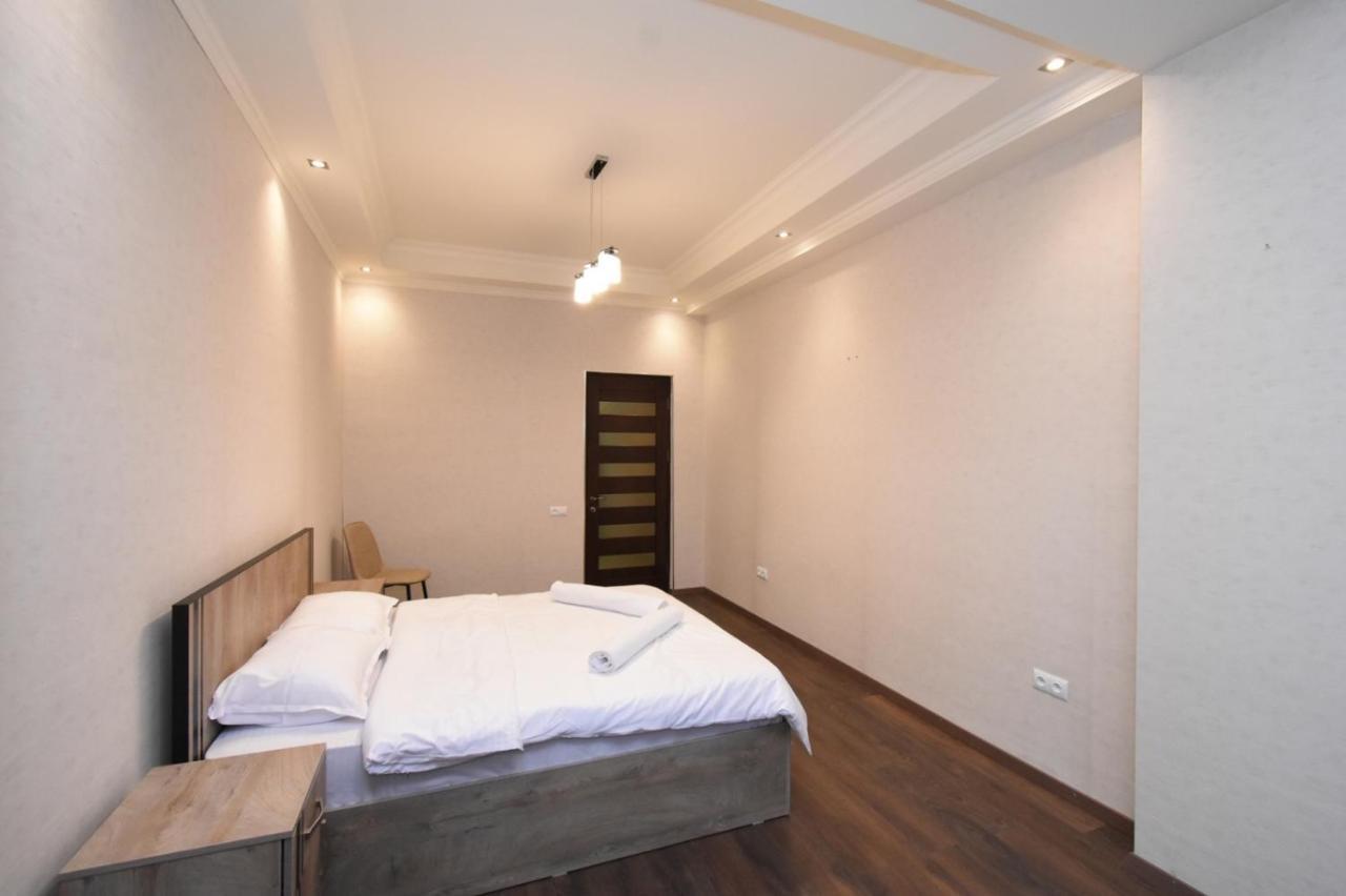 Ferienwohnung Malibu Erivan Exterior foto