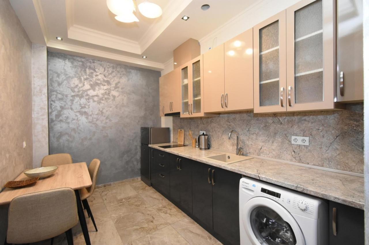 Ferienwohnung Malibu Erivan Exterior foto
